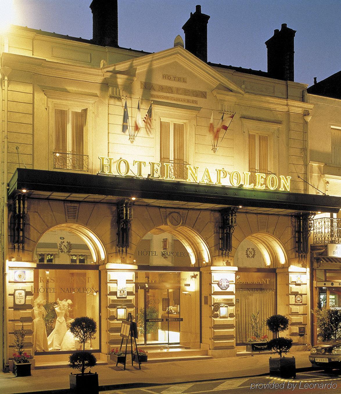 Hotel Restaurant Napoleon Fontainebleau Buitenkant foto